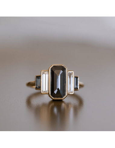 1.57ct Black Diamond & Baguette Ring Faites des économies