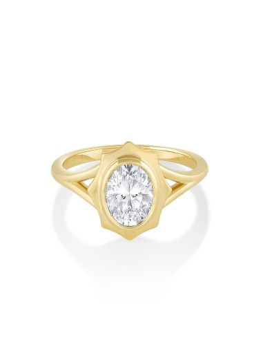 The Eloise Oval French Mirror Engagement Ring pas cher