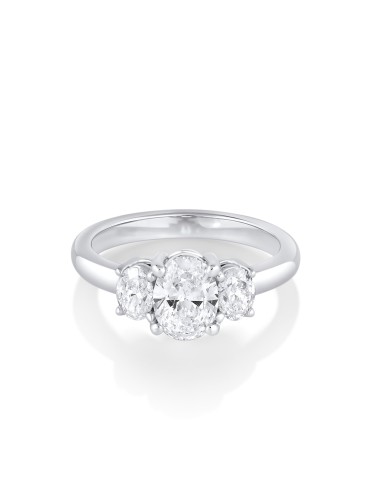 1.04ct Oval Diamond Three-Stone Engagement Ring de votre