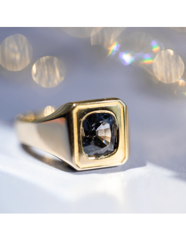 2.93ct Men's Color-Change Spinel Signet Ring en linge