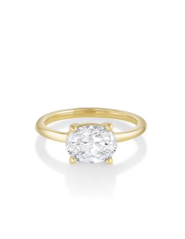 The Hazel Oval Solitaire Engagement Ring brillant des détails fins