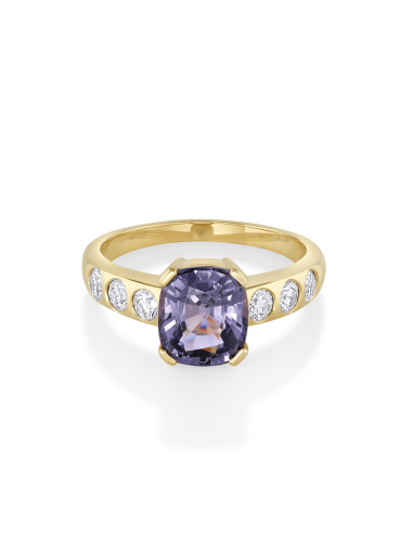 2.68ct Purple Spinel Cushion Verona Ring à prix réduit toute l'année