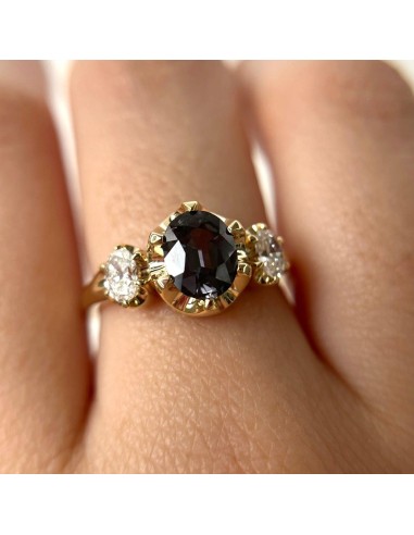 1.22ct Spinel Simone Three-Stone Engagement Ring pour bénéficier 