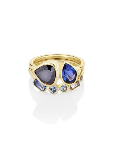 2.33ct Black Diamond & Sapphire Pear Toi et Moi with Sapphire Tracer Band est présent 