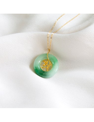 Blossom Jade 18k Gold Pendant s'inspire de l'anatomie humaine