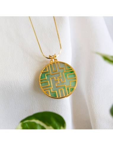 (PRE-ORDER) Eastern Lines Jade 18k Gold Pendant with Chain ou a consommer sur place