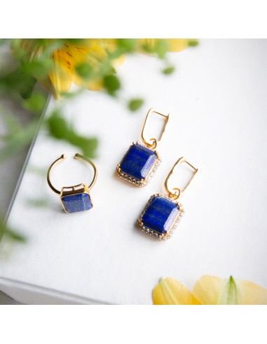 Octagon Cut Lapis Hoops est présent 