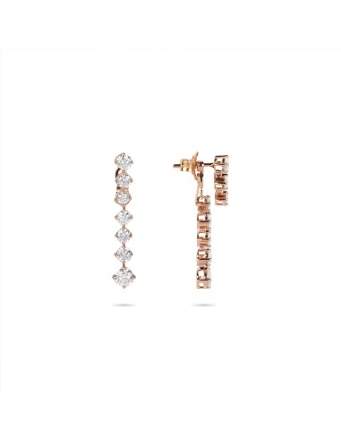 Linear Drop Diamond Earrings en stock