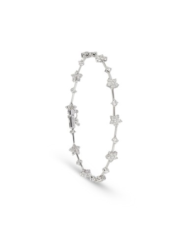 Floral Diamond Link Bracelet s'inspire de l'anatomie humaine